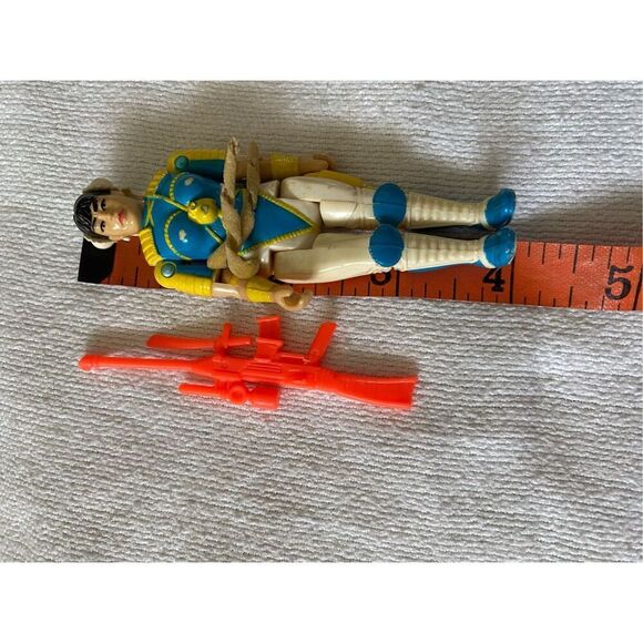 1993 Hasbro GI Joe Street Fighter II Chun Li Action Figure - Picture 6 of 8
